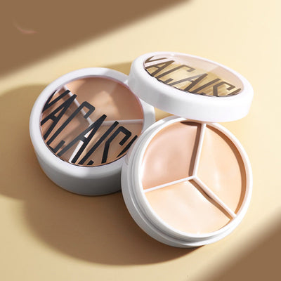 Belle Flores Beauty™ Tri-Color Concealer