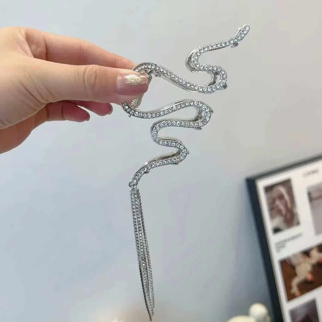 Diamond Serpentine Snake Claw Clip™